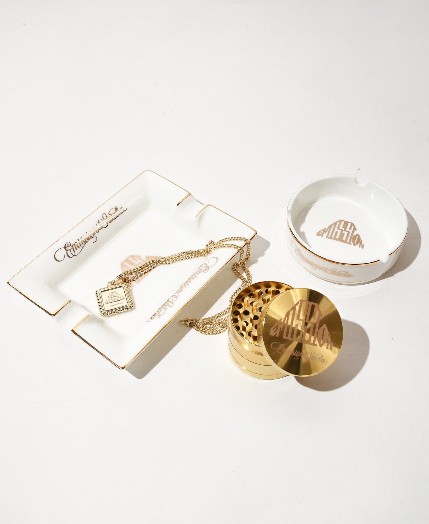 EMISSION SQUARE ASHTRAY