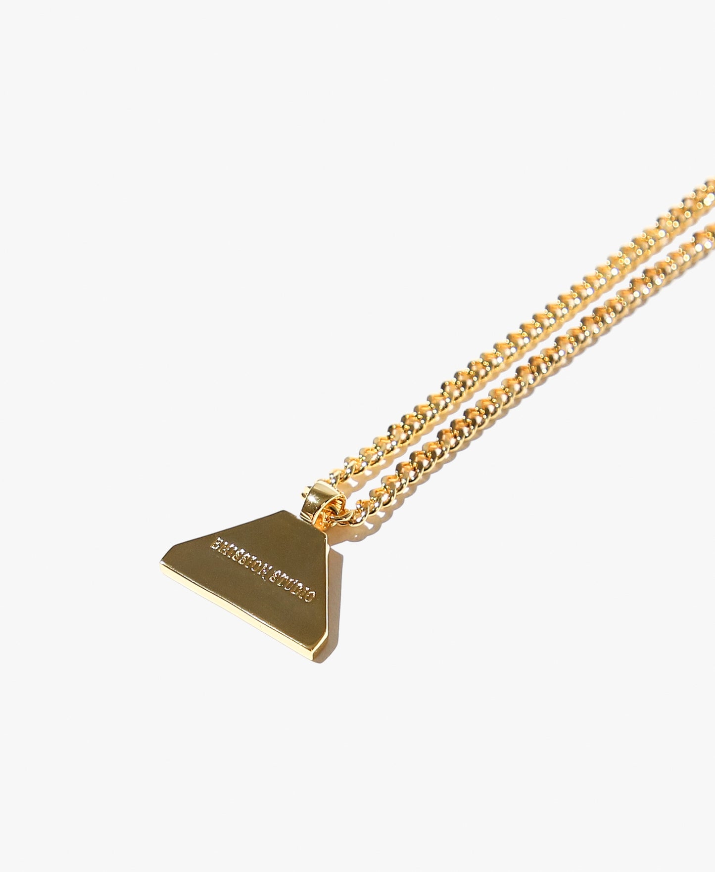 MOUNTAIN LOGO GOLD NECKLESS