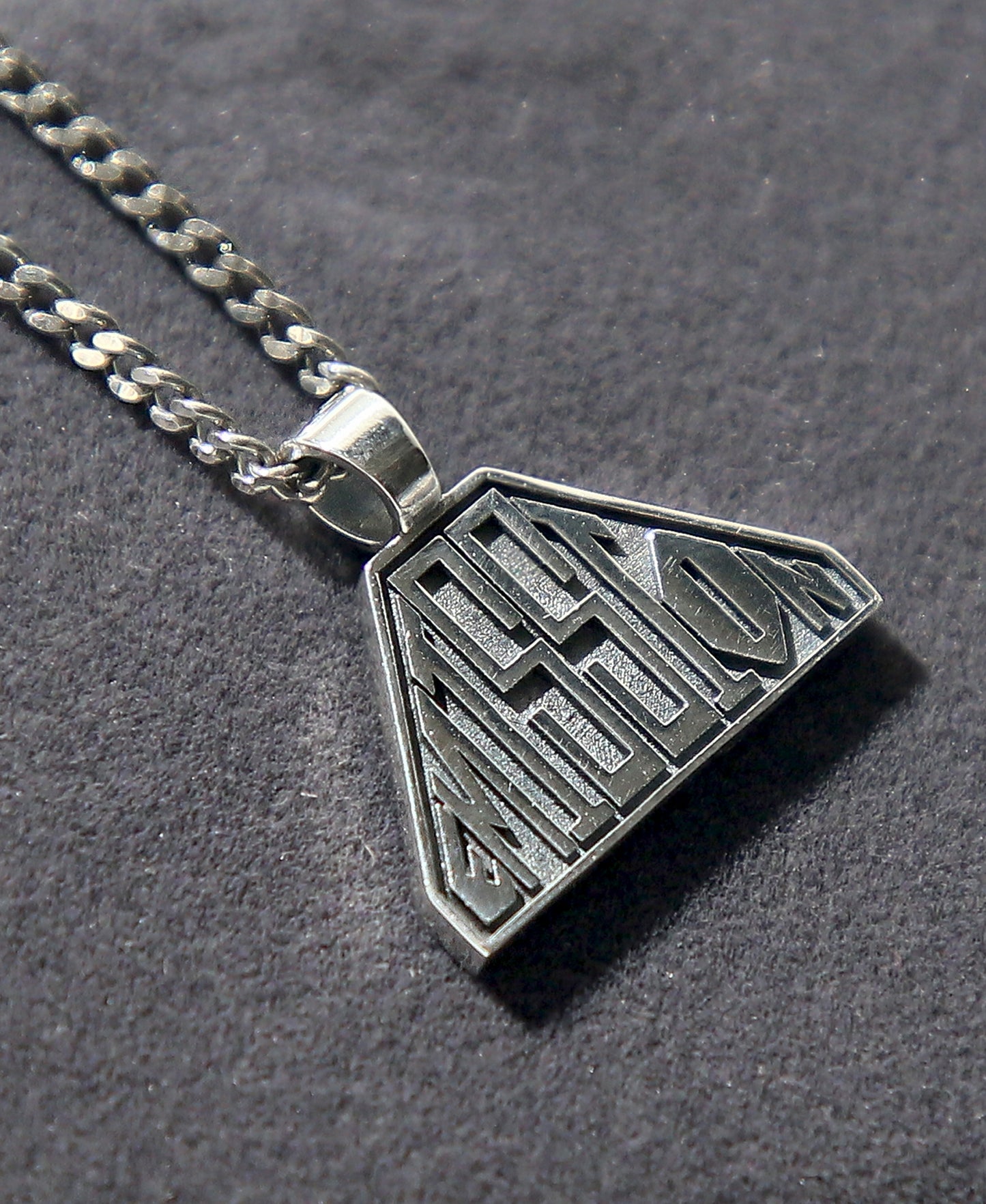 MOUNTAIN LOGO 925 NECKLESS